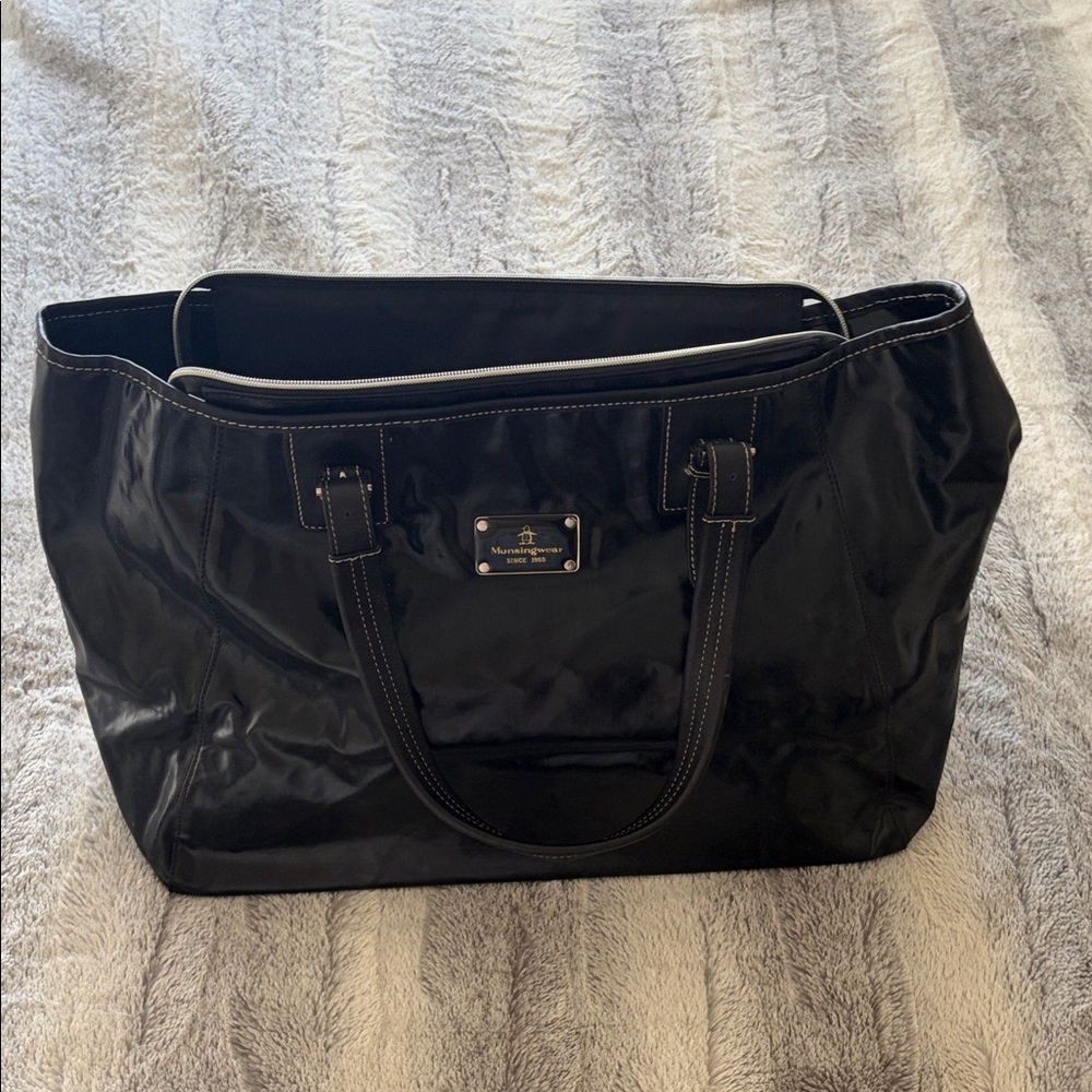 Munsongwear Black Tote Bag new